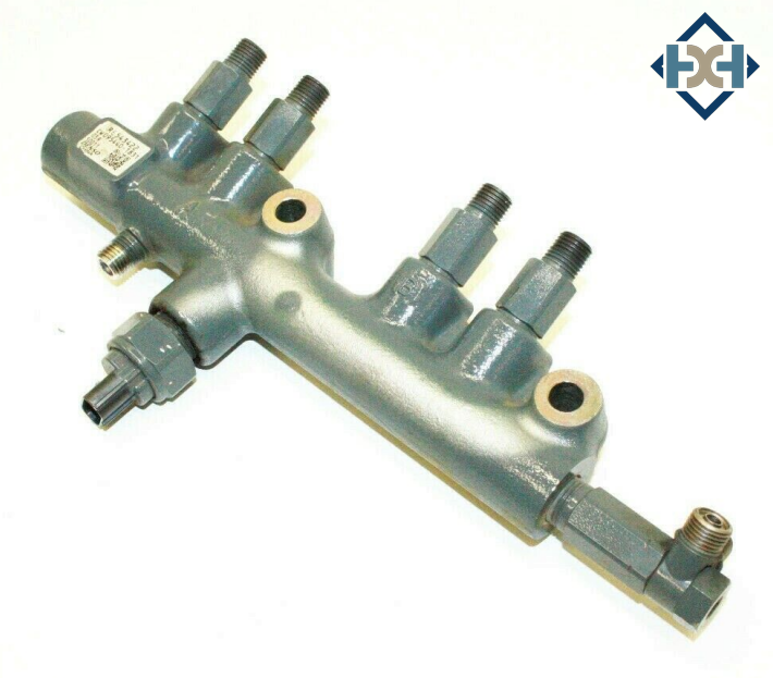 Fuel Rail RE543422 on Diesel Engine 4045HT073 Fuel_Rail_RE543422_on_Diesel_Engine_4045HT073