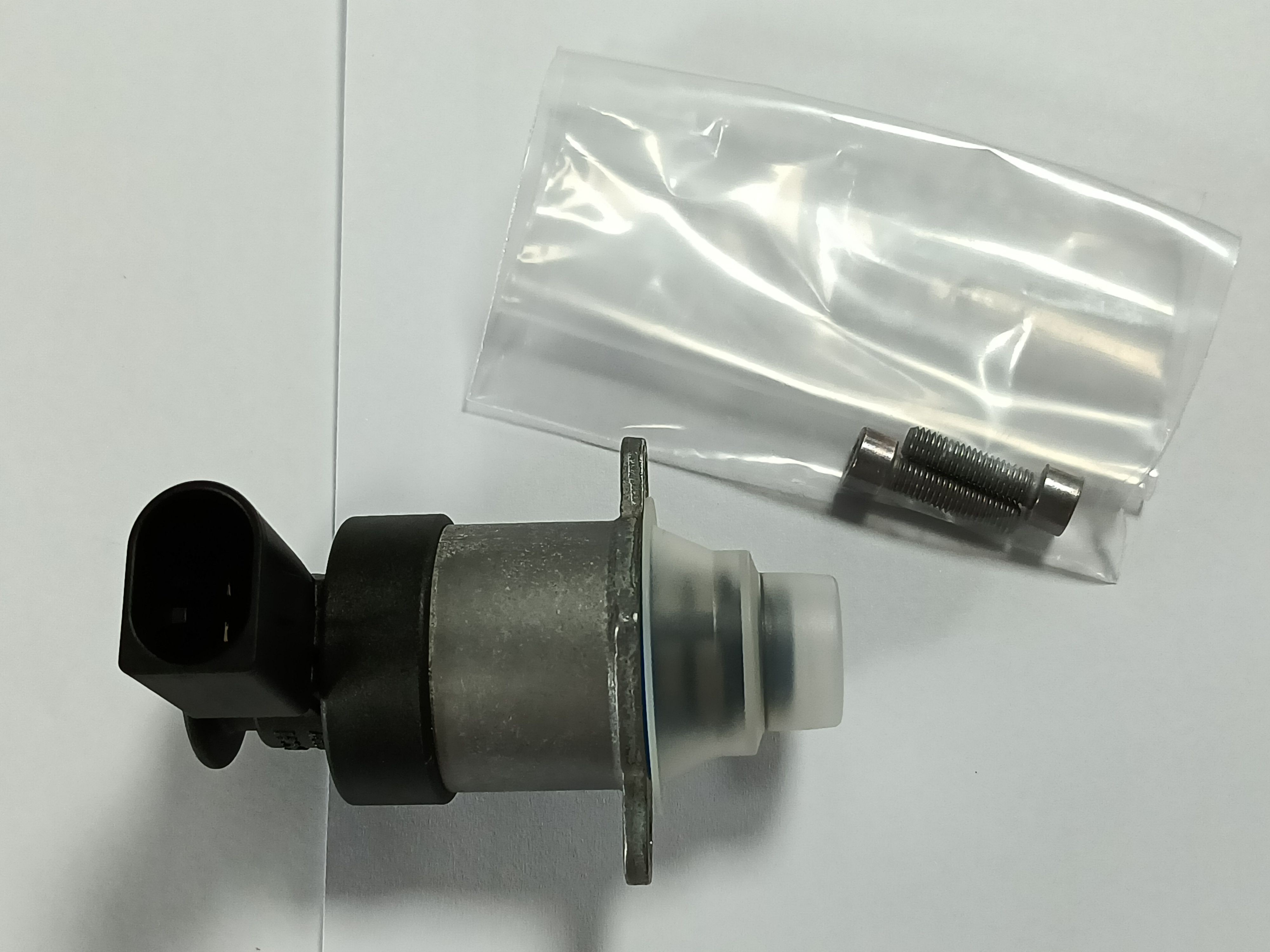 1462C00982 Metering Valve fitted in Fuel Injection System