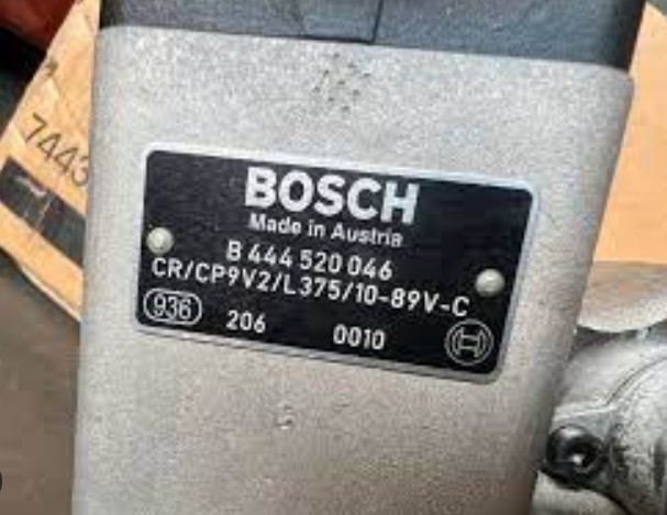 FIGURE-2-Inlet_metering_Valve-F00BC80013-with-Fuel_Supply_Pump-B444520046