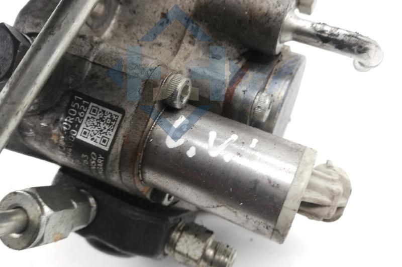 FIGURE-2-Side-View-of-TOYOTA-RAV4-2AD-FHV-Suction-Control-Valve-SCV-04226-26010