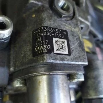 FIGURE-2-ISUZU-SCV-Valve-294200-2750-Fitting-on-8-97386557-4